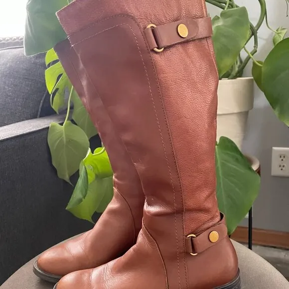 Franco Sarto Women's size 7 Cognac Boots Leather