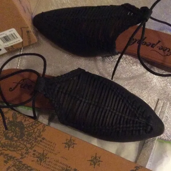 FREE PEOPLE DANA Woven Flat NWT SZ37 Black NIB