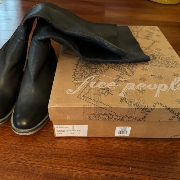 FREE PEOPLE New Never Worn Tall Leather Slouch Boots Black EU 39/US size 8
