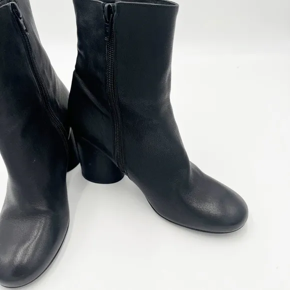 Free People Round Heel Black Leather Boots Size EU 36