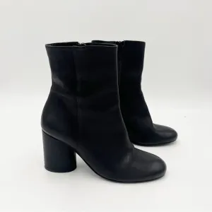 Free People Round Heel Black Leather Boots Size EU 36
