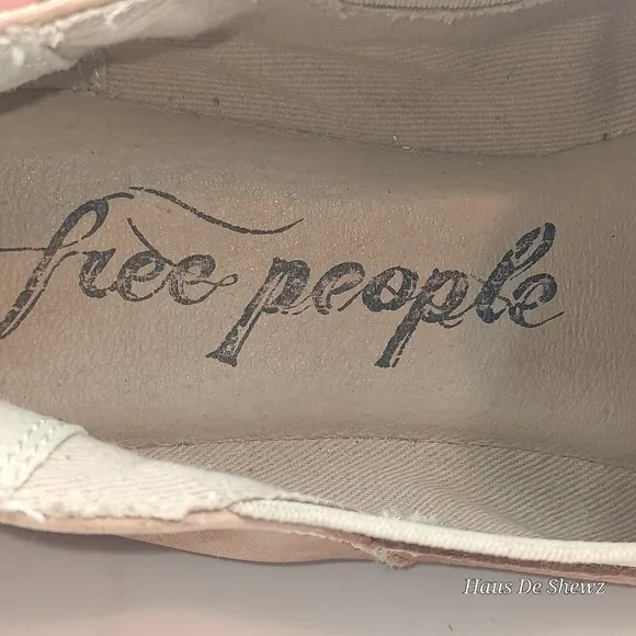 Free People Suade Leather tan Pointed Toe Flats Women's Sz 37