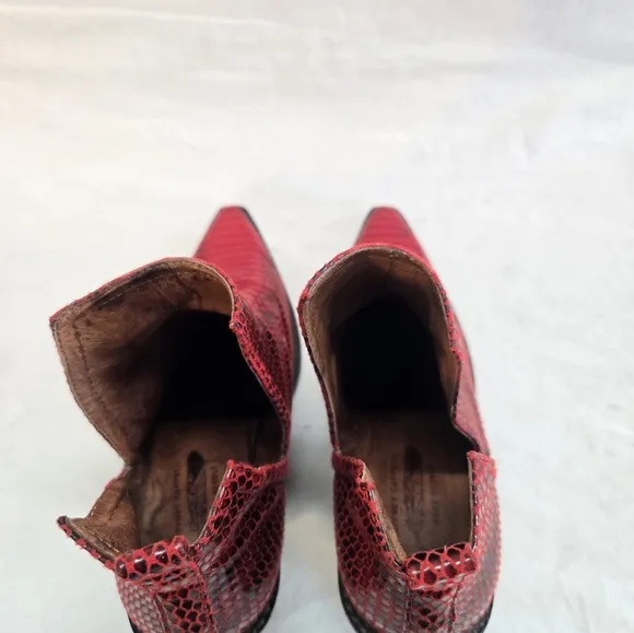 FREE PEOPLE x JEFFREY CAMPBELL Women’s 6 Red Snakeskin Side Cut Boots Heels