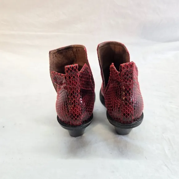 FREE PEOPLE x JEFFREY CAMPBELL Women’s 6 Red Snakeskin Side Cut Boots Heels