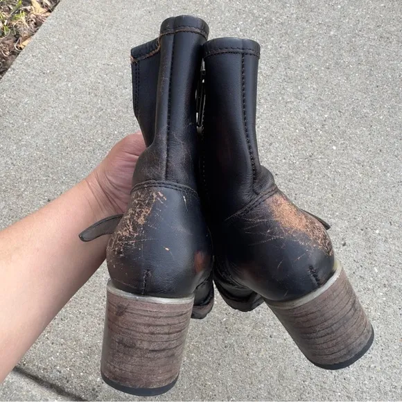 Freebird by Steven Carlito distressed leather ankle boots women’s size 7