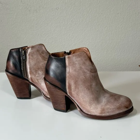 Freebirds | Detroit Leather Side Zip Ankle Boots Cognac Brown Cowboy Western 8