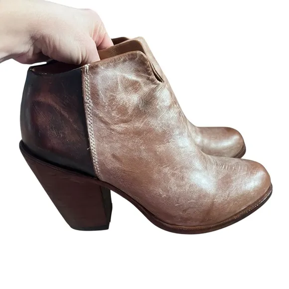 Freebirds | Detroit Leather Side Zip Ankle Boots Cognac Brown Cowboy Western 9