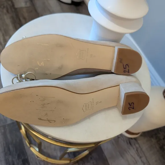 French Sole Cream Flats with Pearl Embellishments Sz 10