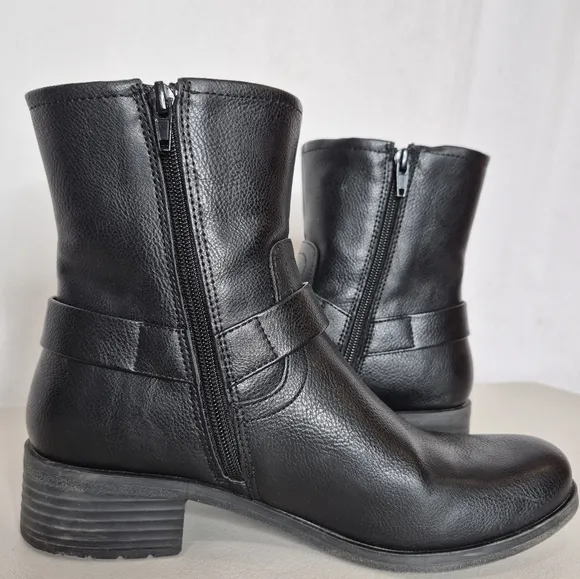 Frye and Co. Elodie Black Faux Leather Side Zip Combat / Moto Boot - Size 8