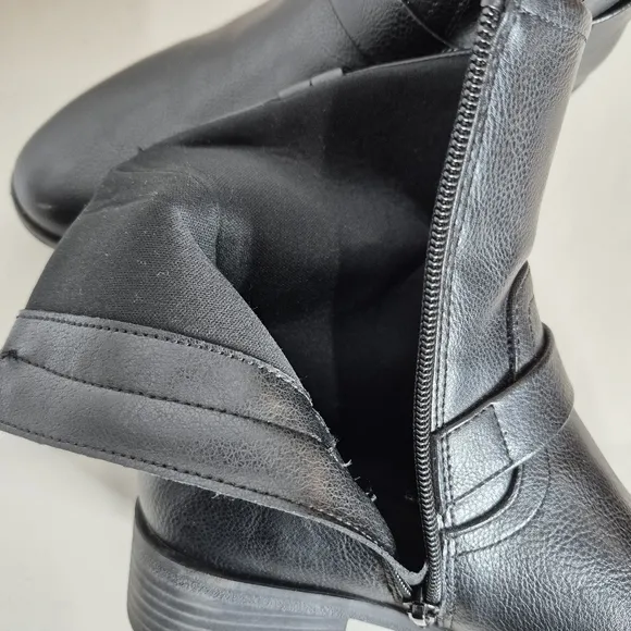 Frye and Co. Elodie Black Faux Leather Side Zip Combat / Moto Boot - Size 8