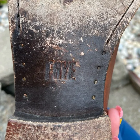 FRYE Brown Leather Knee High Zip-Up Boots - Women’s 6.5