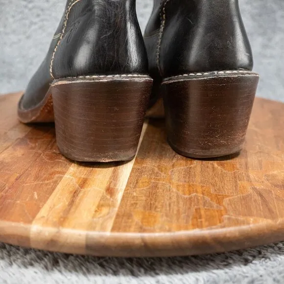Frye Carmen Shortie Pull On Buckle Wood Heel Round Toe Black Ankle Boots 6.5 ***