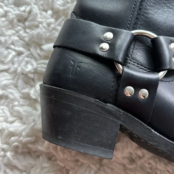 Frye Harness 12R Leather Boots