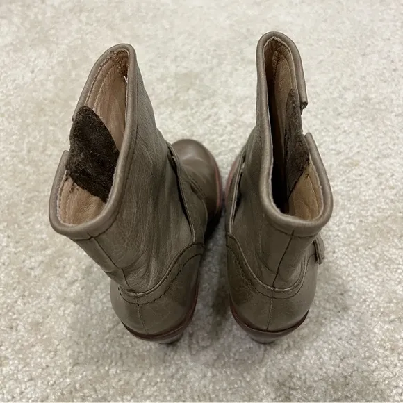 FRYE Lucy Engineer Boots Booties Green Brown Leather Women’s Size 6  (76755),
