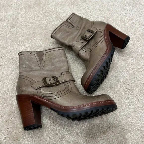 FRYE Lucy Engineer Boots Booties Green Brown Leather Women’s Size 6  (76755),
