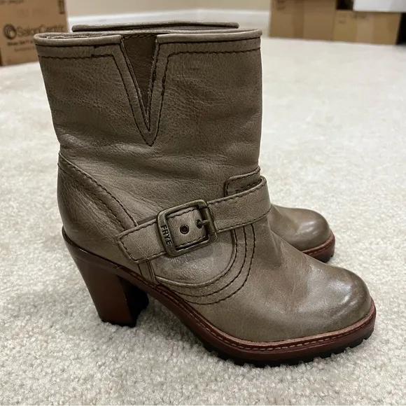 FRYE Lucy Engineer Boots Booties Green Brown Leather Women’s Size 6  (76755),