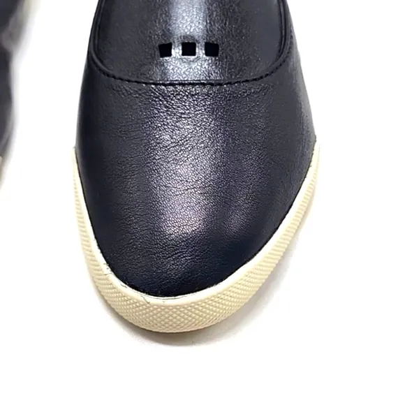 FRYE MELANIE BLACK LEATHER POINTED TOE BALLET SLIP-ON FLATS WOMENS 7 VGUC