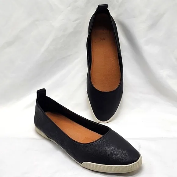 FRYE MELANIE BLACK LEATHER POINTED TOE BALLET SLIP-ON FLATS WOMENS 7 VGUC