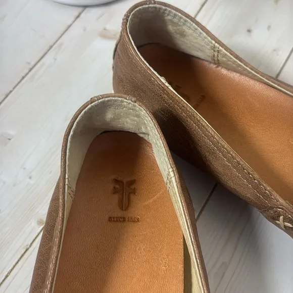 Frye Melanie Slip On Leather Loafers Women’s size 6