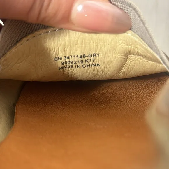 Frye Melanie Slip On Leather Loafers Women’s size 6