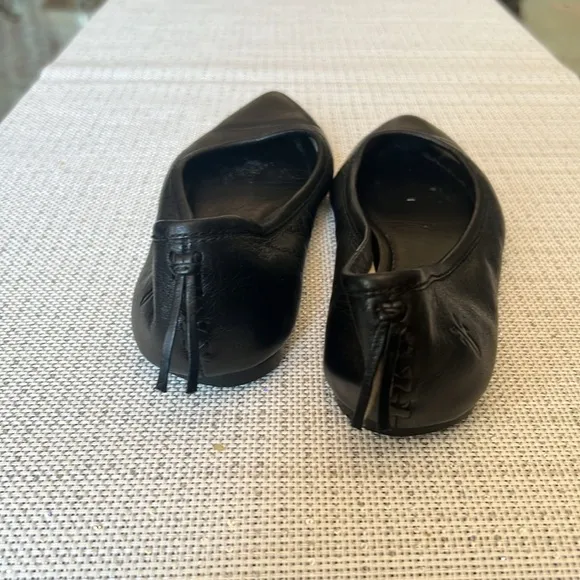 Frye Regina Ballet Flats Black Leather Pointed Toe Slip On Shoes Women Size 6