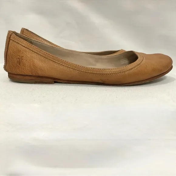 Frye Tan Leather ballet flats Sz 8.5 Carson Casual Neutral