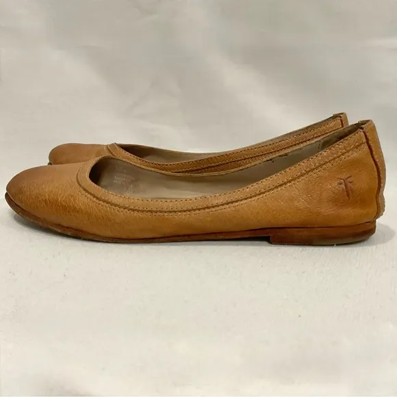 Frye Tan Leather ballet flats Sz 8.5 Carson Casual Neutral
