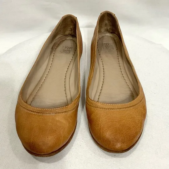 Frye Tan Leather ballet flats Sz 8.5 Carson Casual Neutral
