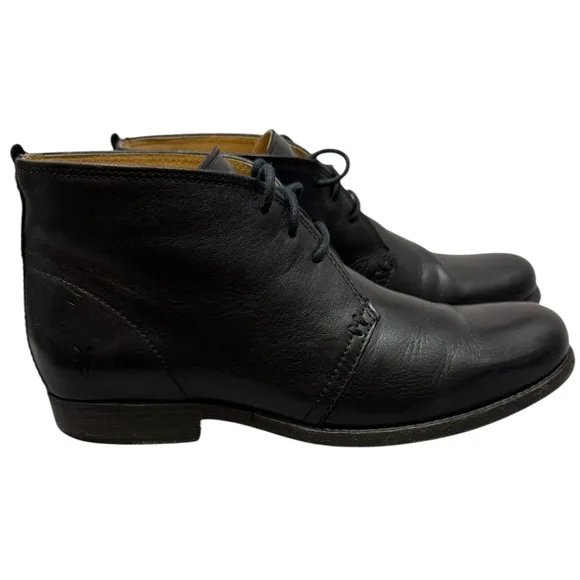 Frye Women’s Phillip Leather Chukka Boots Black 9.5