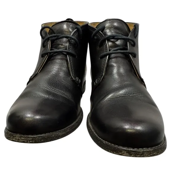 Frye Women’s Phillip Leather Chukka Boots Black 9.5