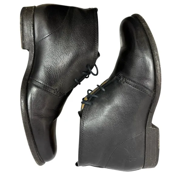 Frye Women’s Phillip Leather Chukka Boots Black 9.5