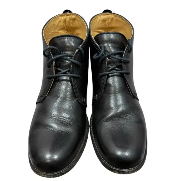 Frye Women’s Phillip Leather Chukka Boots Black 9.5