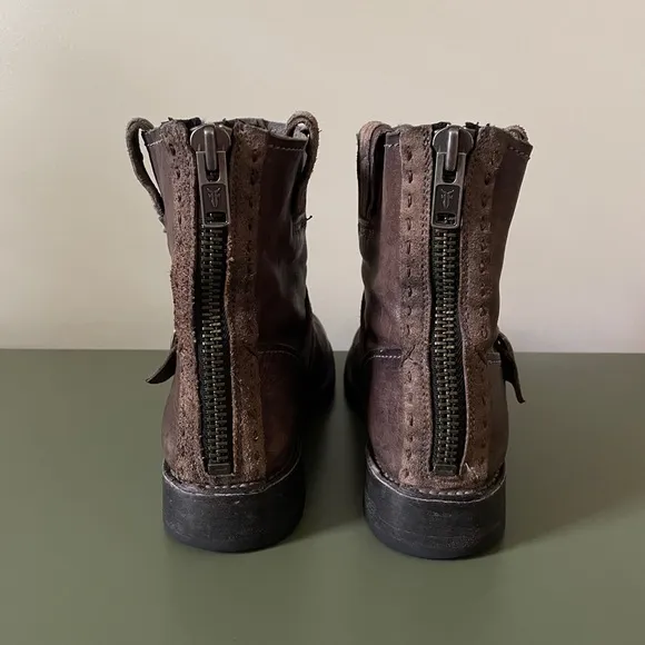 Frye Women's Vicky Artisan Back-Zip Boot