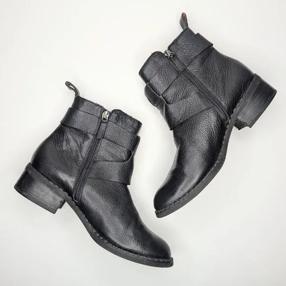 Gentle Souls ankle boots black leather moto buckle harness side zip size 8.5