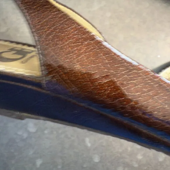Gianni Bini Brown Crackled Leather Peep Toe Slingback Wedges – Size 9M