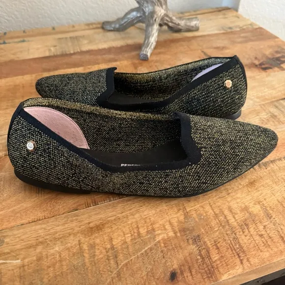 Giesswein Women's Black Gold Pointed Ballerina Flats Shoes Size 41