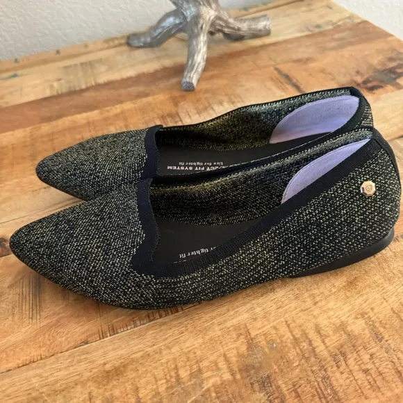 Giesswein Women's Black Gold Pointed Ballerina Flats Shoes Size 41