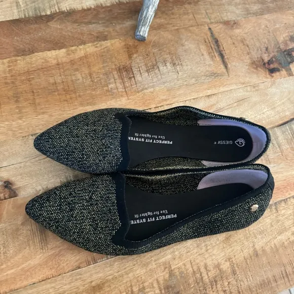 Giesswein Women's Black Gold Pointed Ballerina Flats Shoes Size 41
