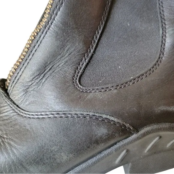 Girls Ariat Devon Black Zip Boots SZ 6B