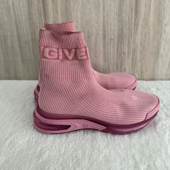 GIVENCHY  Pink Sneakers with Ribbed Knit Upper Size 40 Made in Italy