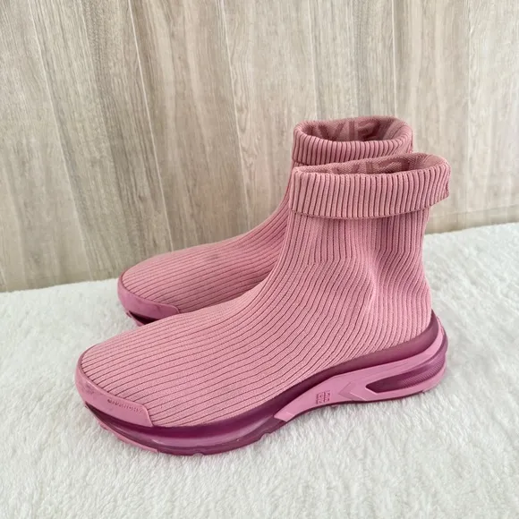 GIVENCHY  Pink Sneakers with Ribbed Knit Upper Size 40 Made in Italy