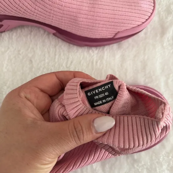 GIVENCHY  Pink Sneakers with Ribbed Knit Upper Size 40 Made in Italy