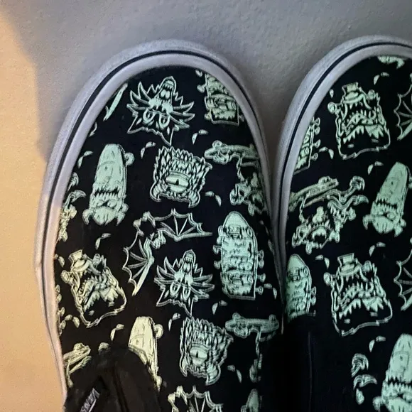 Glow In The Dark Vans Spooky Halloween Cat Bat Monster Boys Size 2.5 Shoes