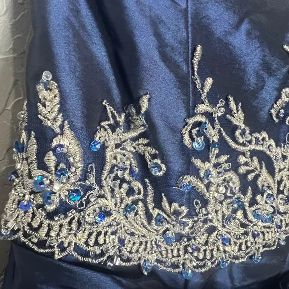 Gorgeous Handmade Formal Prom Dress | 6