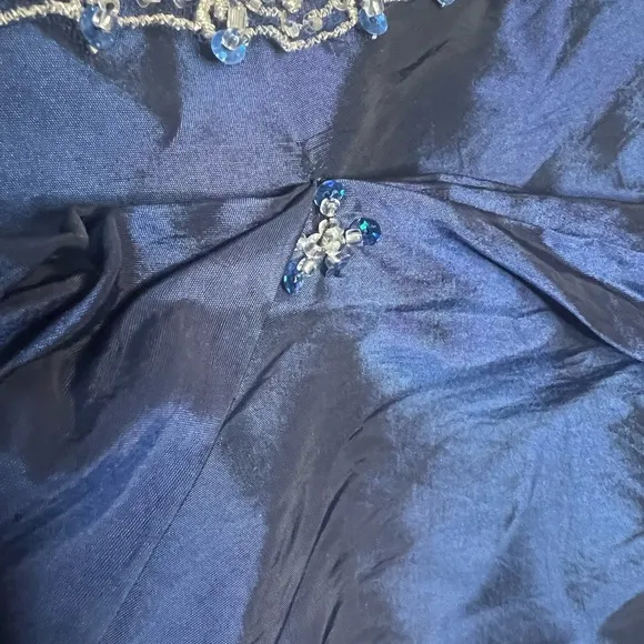 Gorgeous Handmade Formal Prom Dress | 6