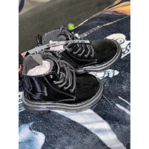 Ground Up BLACK - Kids Boots [5c]