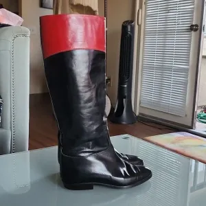 Gucci Leather Riding Boots