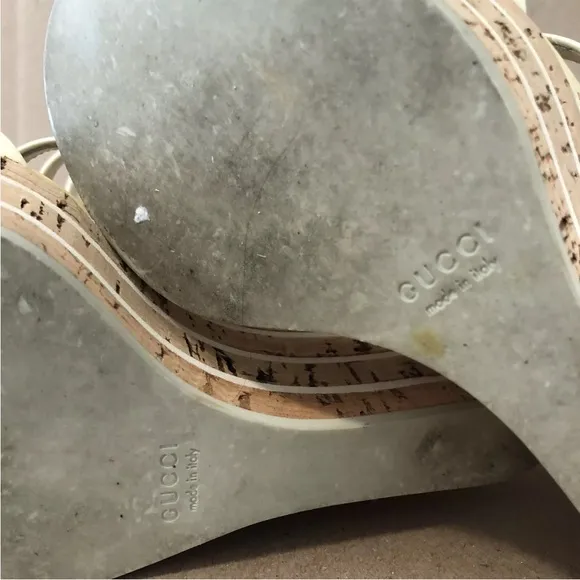 GUCCI Patent Cork‎ Striped Slingback Wedges Beige SIZE 5.5 Item #: 905772