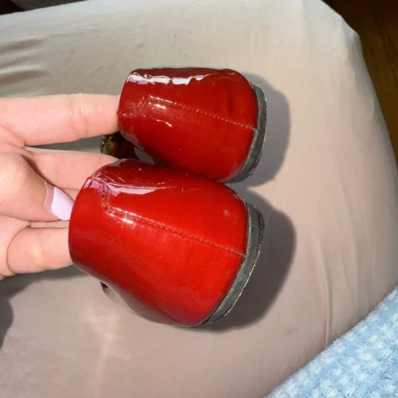 Gucci Red Women's Flats