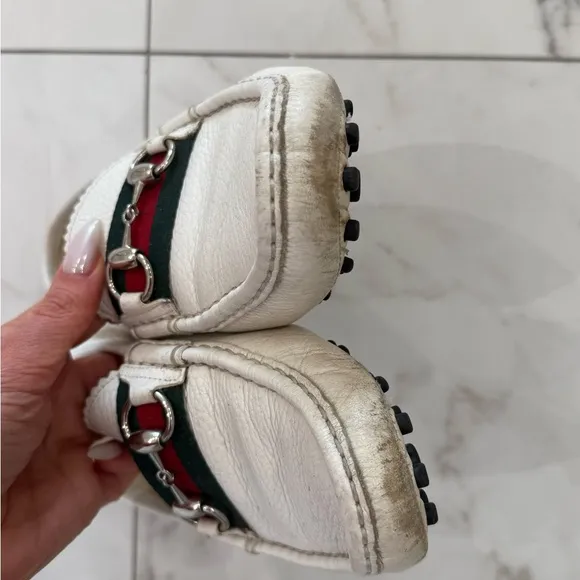 Gucci White Leather Loafers with Sleek Slip-On Design